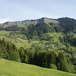 Entre Terre Et Ciel * Saint-Nicolas-la-Chapelle (Savoie)