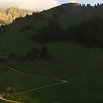 Entre Terre Et Ciel * Saint-Nicolas-la-Chapelle (Savoie)